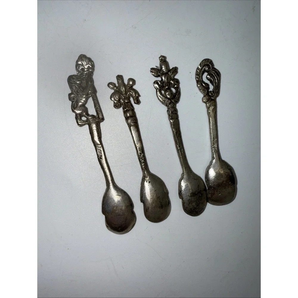 Vintage Italian Montagnani Style‎ ~ 4 Piece 3 Inches Demitasse Spoon Set ITALY